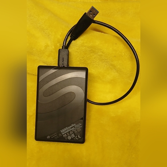 Seagate 2TB External Game Drive/ Hard Drive - Picture 7 of 7